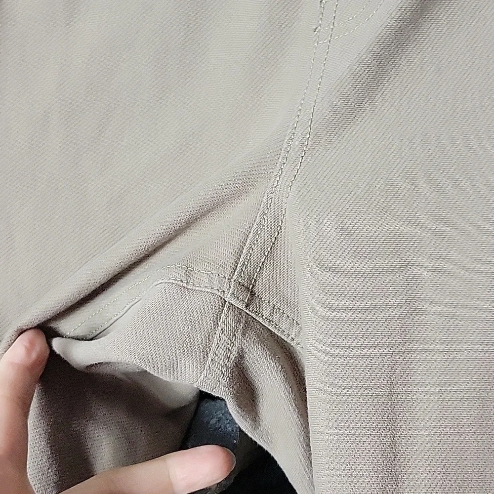 HUE Women's Khaki Leggings Size XL - Picture 6 of 10